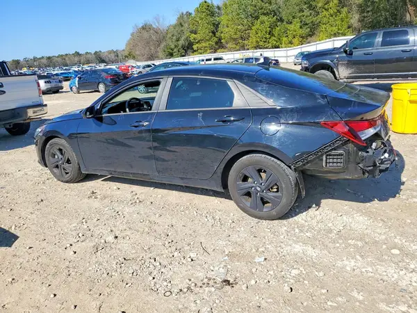 5NPLM4AG9NH060695 2022 HYUNDAI ELANTRA - Image 2
