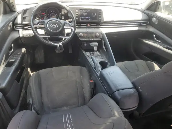 5NPLM4AG9NH063354 2022 HYUNDAI ELANTRA - Image 8