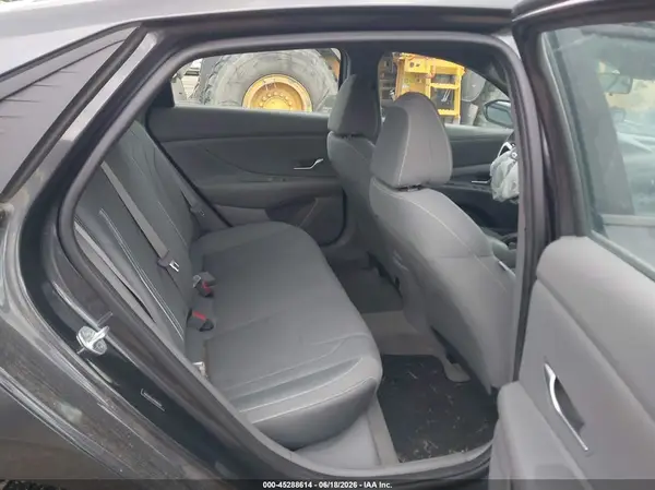 5NPLM4AG9NH063547 2022 HYUNDAI ELANTRA - Image 8