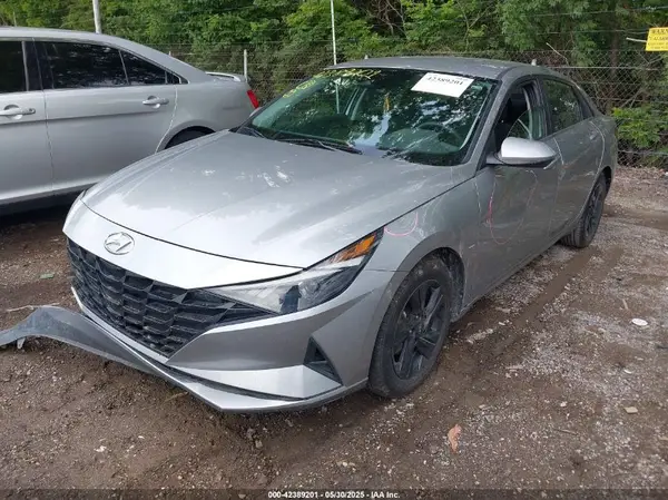 5NPLM4AG9NH065024 2022 HYUNDAI ELANTRA - Image 2