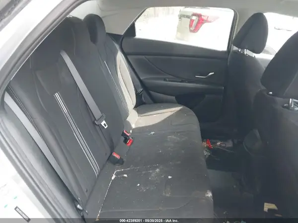 5NPLM4AG9NH065024 2022 HYUNDAI ELANTRA - Image 8