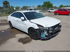 5NPLM4AG9NH071079 2022 HYUNDAI ELANTRA