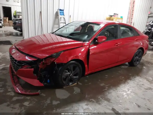 5NPLM4AG9NH071227 2022 HYUNDAI ELANTRA - Image 2