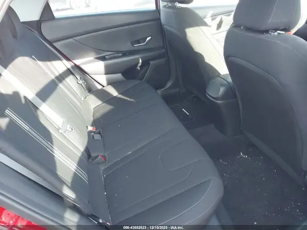 5NPLM4AG9NH076234 2022 HYUNDAI ELANTRA - Image 8
