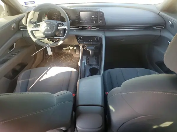 5NPLM4AG9NH077450 2022 HYUNDAI ELANTRA - Image 8