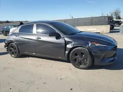 5NPLM4AG9NH078081 2022 HYUNDAI ELANTRA