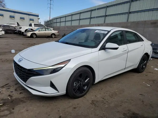 5NPLM4AG9NH079750 2022 HYUNDAI ELANTRA - Image 1