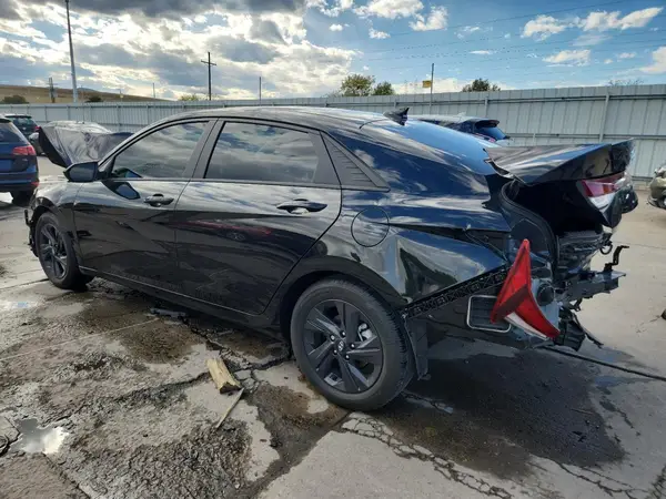 5NPLM4AG9NH081319 2022 HYUNDAI ELANTRA - Image 2