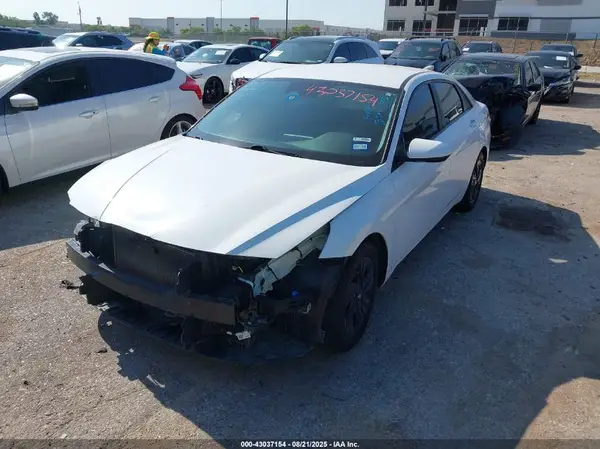 5NPLM4AG9NH085080 2022 HYUNDAI ELANTRA - Image 2