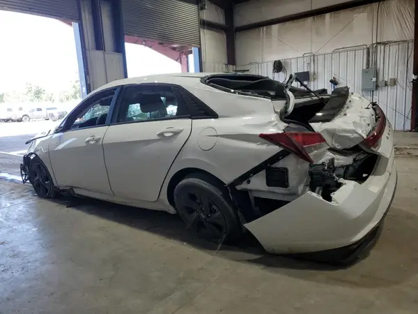 5NPLM4AG9PH088175 2023 HYUNDAI ELANTRA - Image 2
