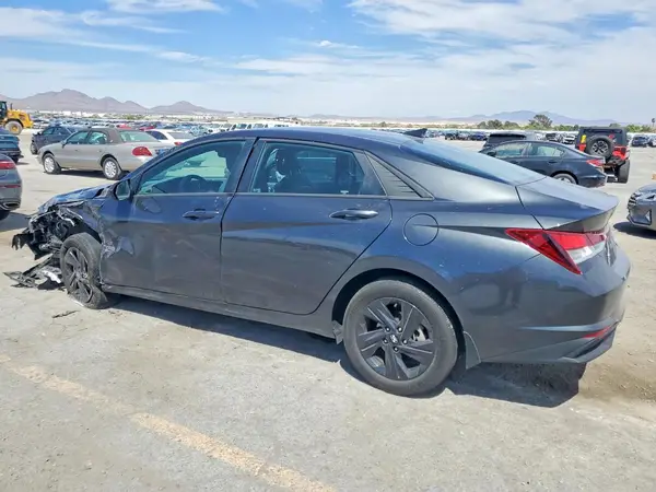 5NPLM4AG9PH093831 2023 HYUNDAI ELANTRA - Image 2