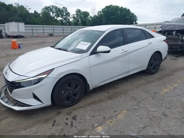 5NPLM4AG9PH093960 2023 HYUNDAI ELANTRA - Image 2