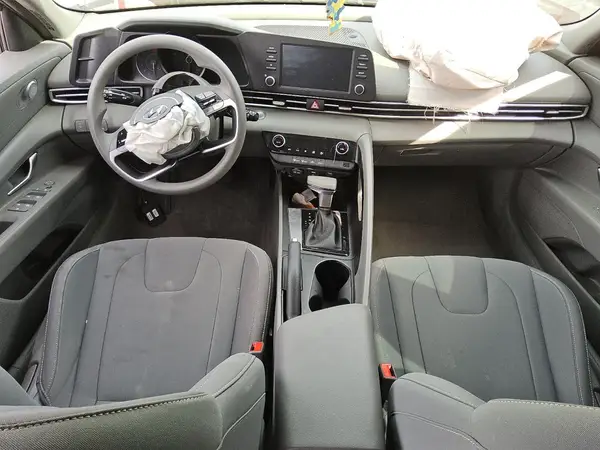 5NPLM4AG9PH096017 2023 HYUNDAI ELANTRA - Image 8