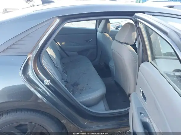 5NPLM4AG9PH100597 2023 HYUNDAI ELANTRA - Image 8