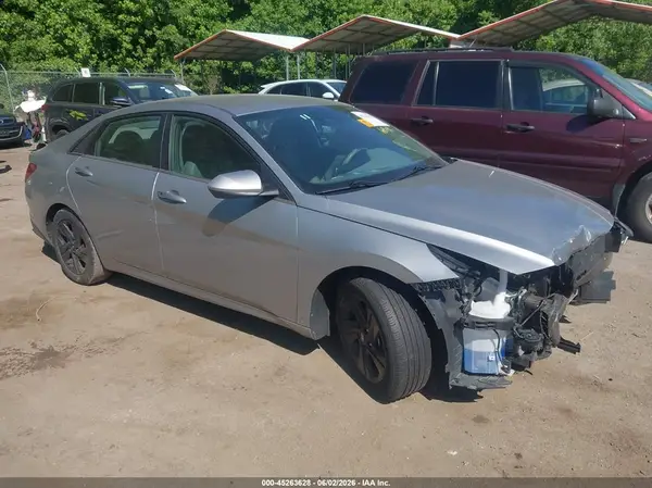 5NPLM4AG9PH101832 2023 HYUNDAI ELANTRA - Image 1