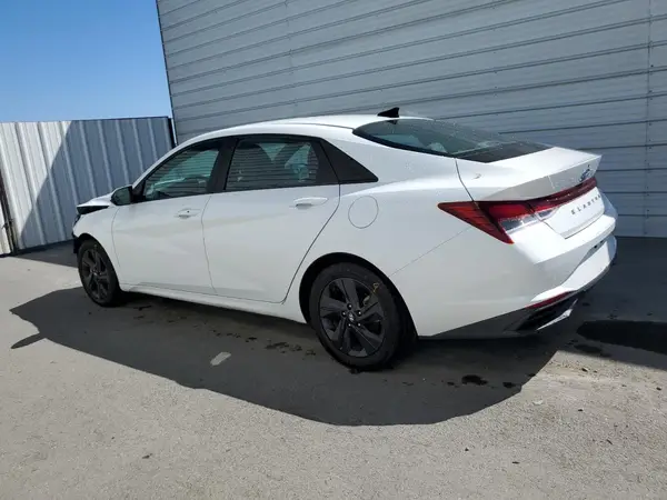 5NPLM4AG9PH103418 2023 HYUNDAI ELANTRA - Image 2