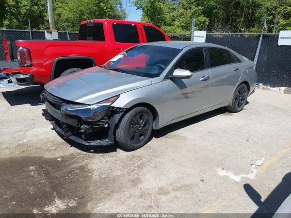 5NPLM4AG9PH108425 2023 HYUNDAI ELANTRA - Image 2