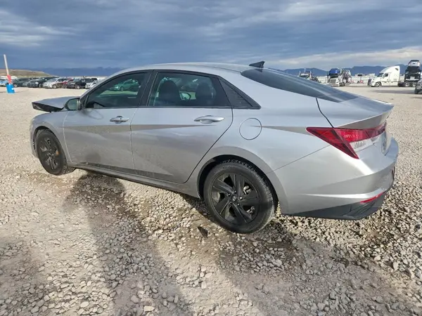 5NPLM4AG9PH109655 2023 HYUNDAI ELANTRA - Image 2
