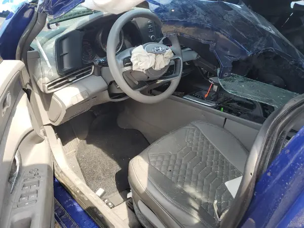 5NPLM4AG9PH112605 2023 HYUNDAI ELANTRA - Image 8