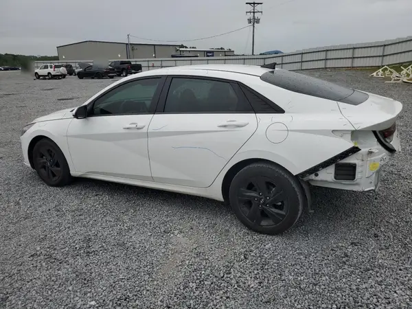 5NPLM4AG9PH113883 2023 HYUNDAI ELANTRA - Image 2