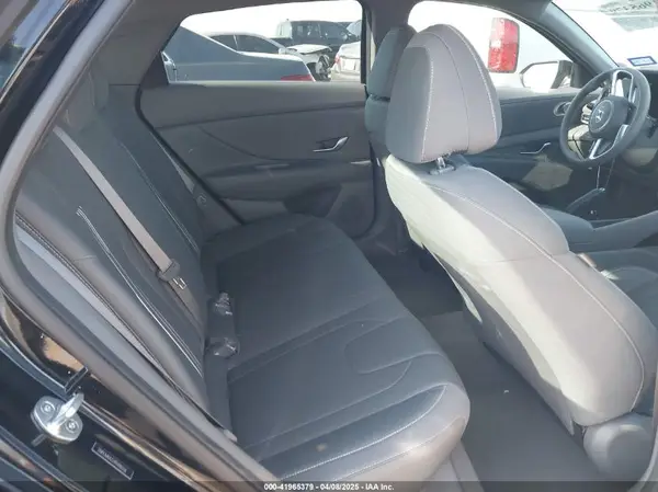 5NPLM4AG9PH116556 2023 HYUNDAI ELANTRA - Image 8