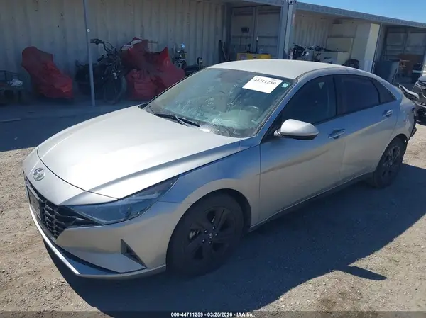 5NPLM4AGXMH001329 2021 HYUNDAI ELANTRA - Image 2