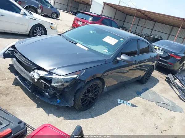5NPLM4AGXMH002304 2021 HYUNDAI ELANTRA - Image 2