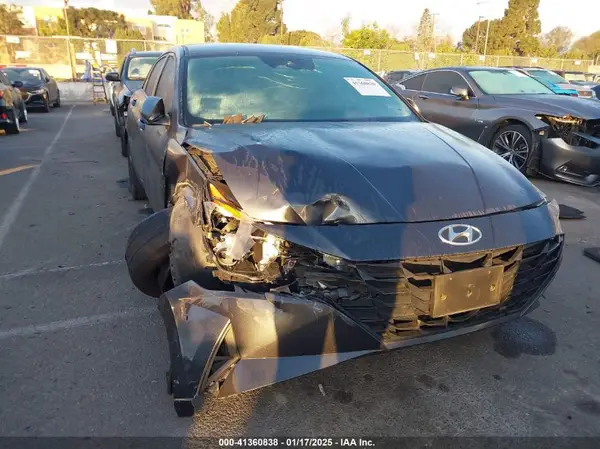 5NPLM4AGXMH003176 2021 HYUNDAI ELANTRA - Image 1