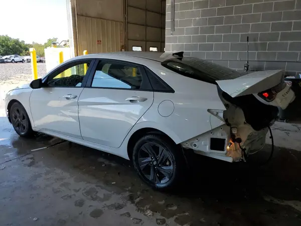 5NPLM4AGXMH008040 2021 HYUNDAI ELANTRA - Image 2