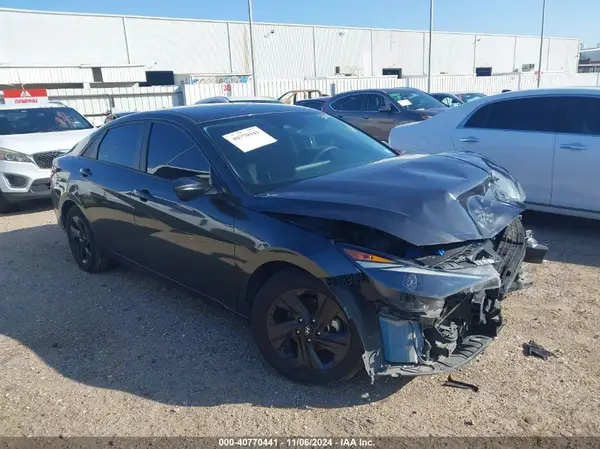5NPLM4AGXMH013562 2021 HYUNDAI ELANTRA - Image 1