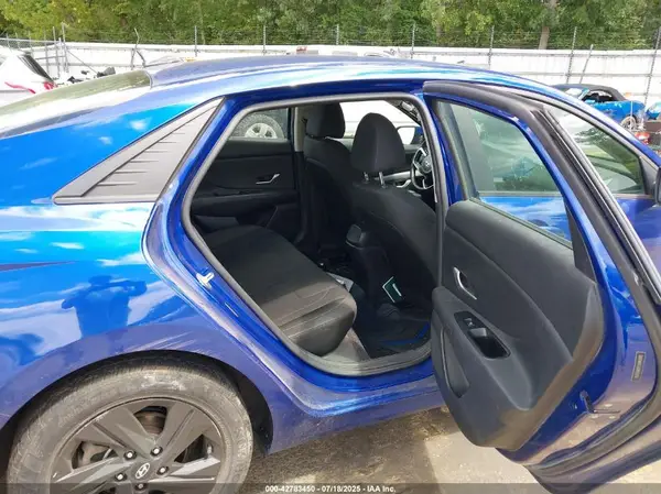5NPLM4AGXMH023704 2021 HYUNDAI ELANTRA - Image 8