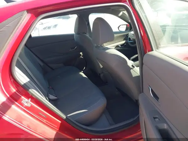 5NPLM4AGXMH023945 2021 HYUNDAI ELANTRA - Image 8