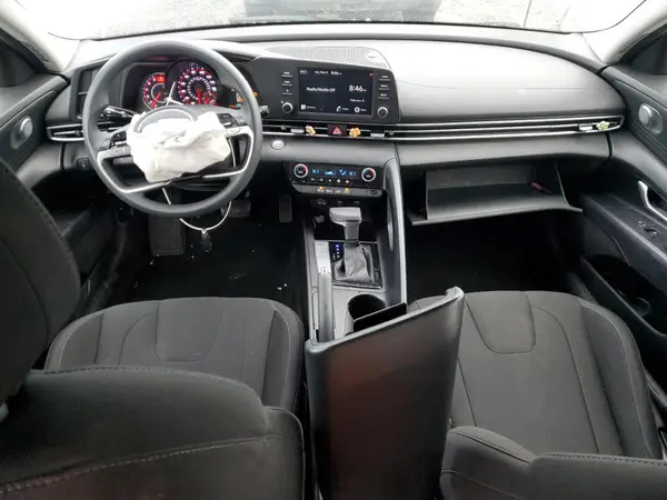 5NPLM4AGXMH024772 2021 HYUNDAI ELANTRA - Image 8