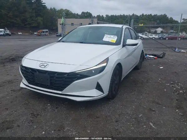 5NPLM4AGXMH038882 2021 HYUNDAI ELANTRA - Image 2