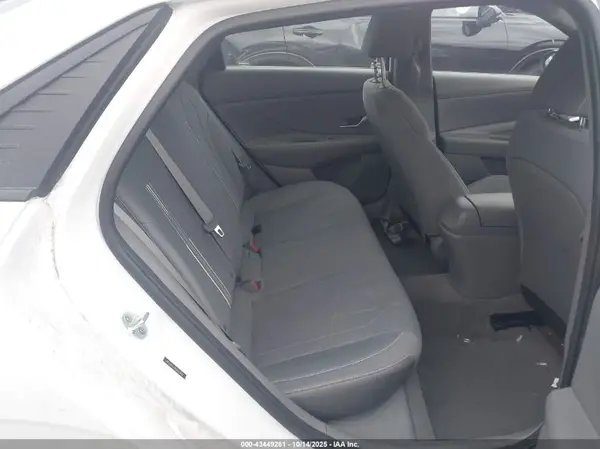 5NPLM4AGXMH038882 2021 HYUNDAI ELANTRA - Image 8