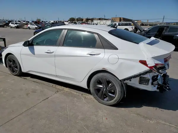 5NPLM4AGXMH038980 2021 HYUNDAI ELANTRA - Image 2