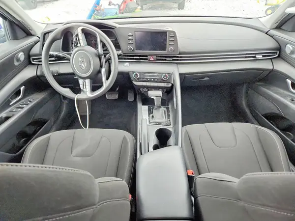 5NPLM4AGXMH044570 2021 HYUNDAI ELANTRA - Image 8