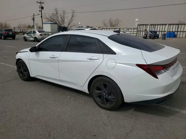 5NPLM4AGXMH048327 2021 HYUNDAI ELANTRA - Image 2