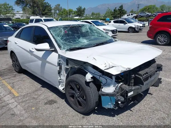 5NPLM4AGXMH051177 2021 HYUNDAI ELANTRA - Image 1