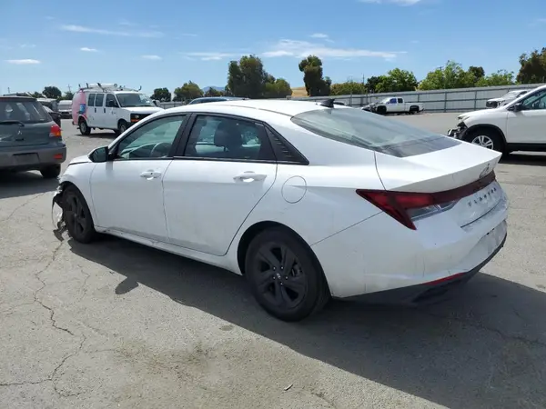 5NPLM4AGXNH054243 2022 HYUNDAI ELANTRA - Image 2