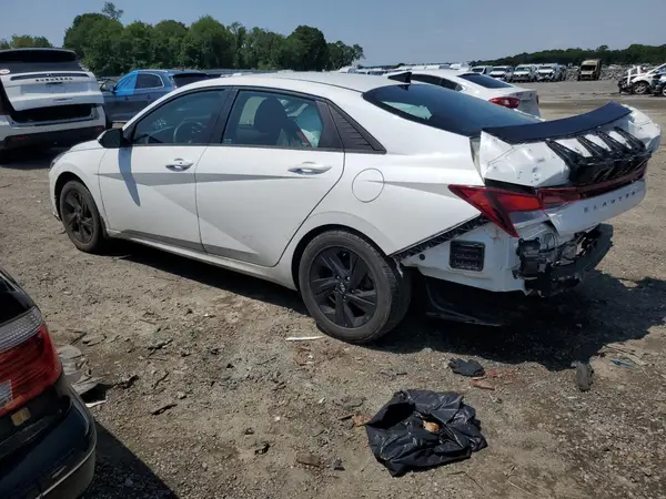 5NPLM4AGXNH055554 2022 HYUNDAI ELANTRA - Image 2
