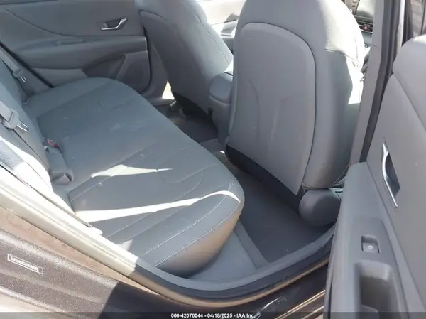 5NPLM4AGXNH065808 2022 HYUNDAI ELANTRA - Image 8