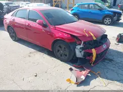 5NPLM4AGXNH068675 2022 HYUNDAI ELANTRA