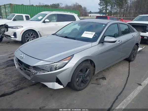 5NPLM4AGXNH071091 2022 HYUNDAI ELANTRA - Image 2