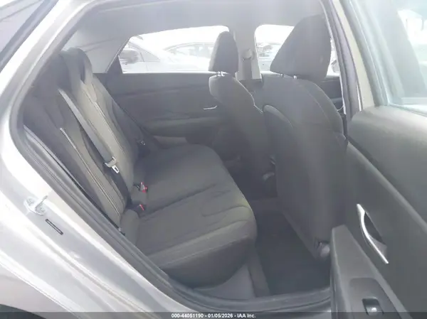5NPLM4AGXNH071091 2022 HYUNDAI ELANTRA - Image 8