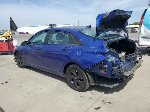 5NPLM4AGXNH077442 2022 HYUNDAI ELANTRA - Image 2
