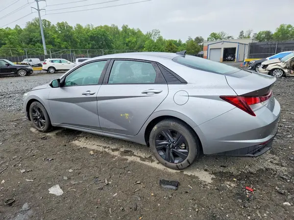 5NPLM4AGXNH078767 2022 HYUNDAI ELANTRA - Image 2