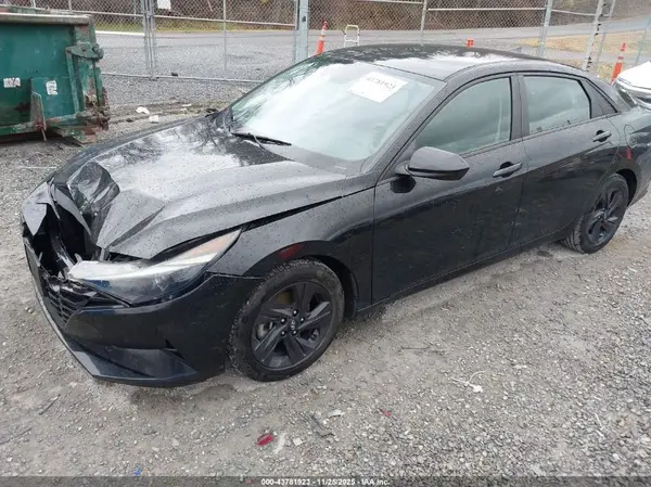 5NPLM4AGXNH085959 2022 HYUNDAI ELANTRA - Image 2