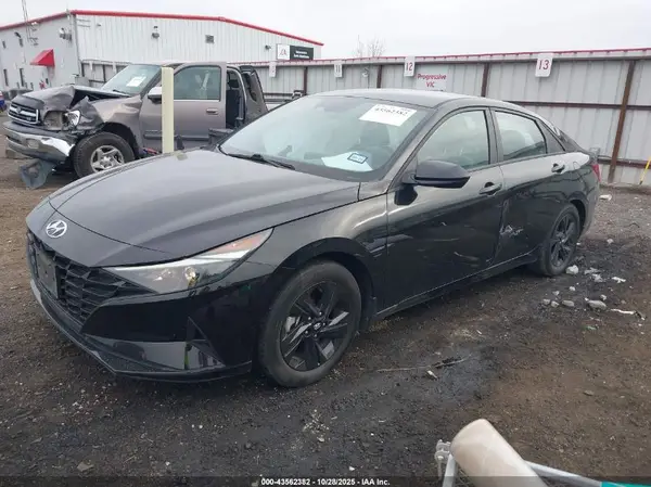 5NPLM4AGXPH094499 2023 HYUNDAI ELANTRA - Image 2