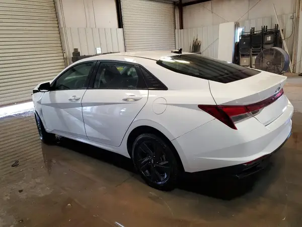 5NPLM4AGXPH102469 2023 HYUNDAI ELANTRA - Image 2